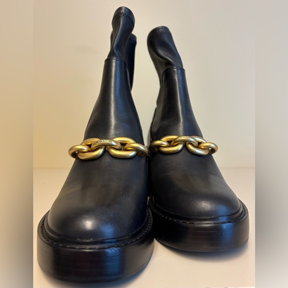 Coach MEL Black leather Combat Boots round toe block heel Gold Chain women's 8.5 - Picture 3 of 10